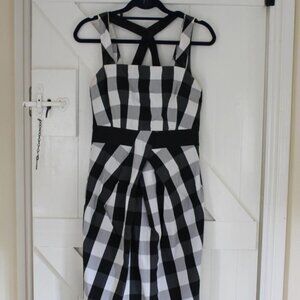 KAREN MILLEN - 10 UK/6 US - VINTAGE BLACK WHITE PLEATED COTTON WIGGLE DRESS